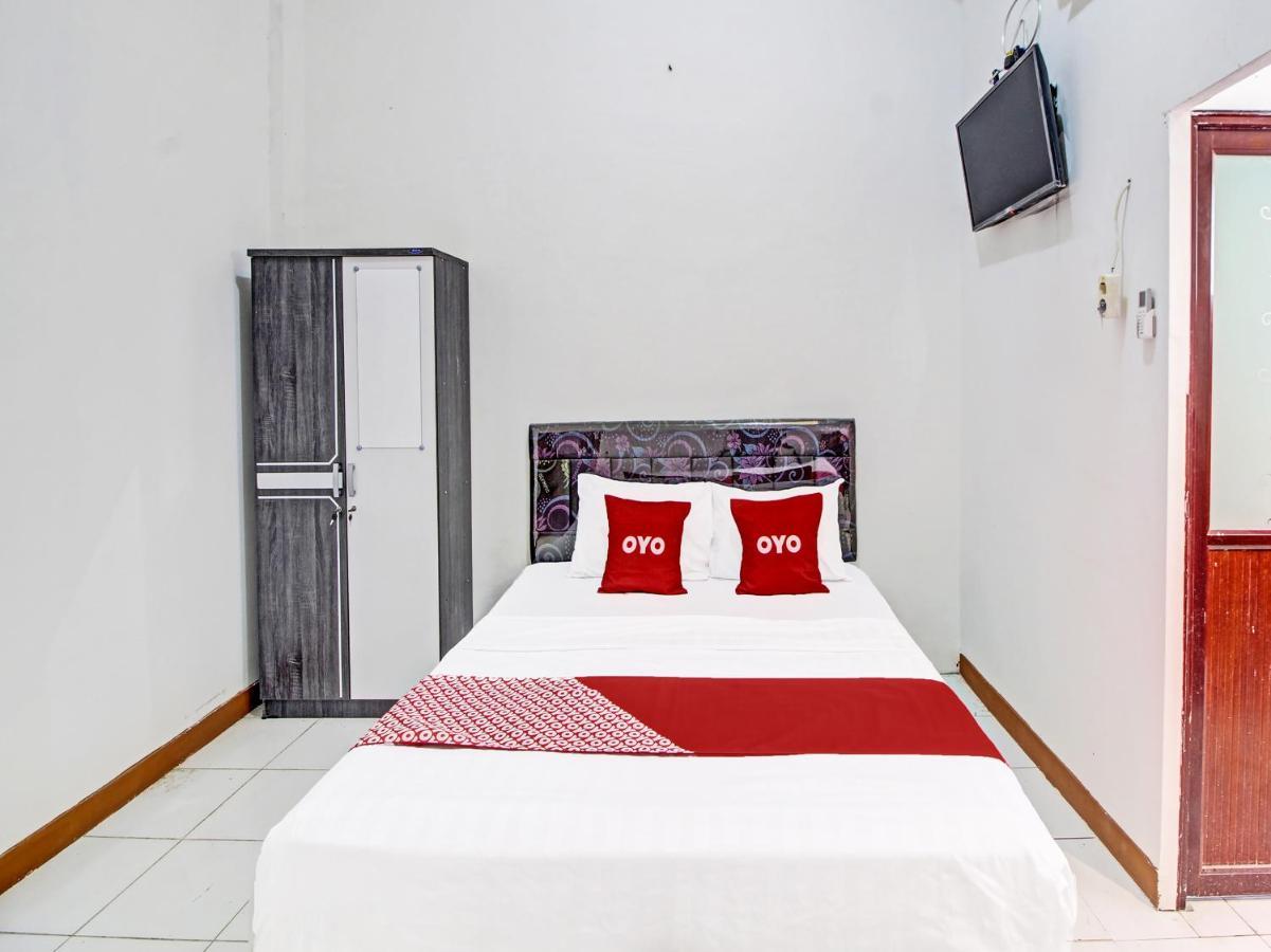 Capital O 91690 Moza Guest House Klaten 外观 照片