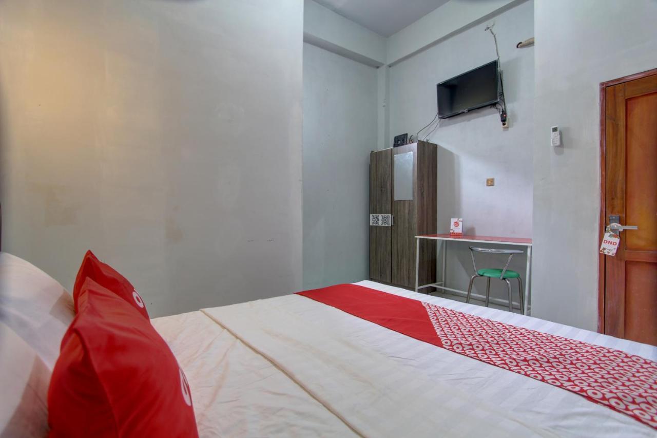 Capital O 91690 Moza Guest House Klaten 外观 照片