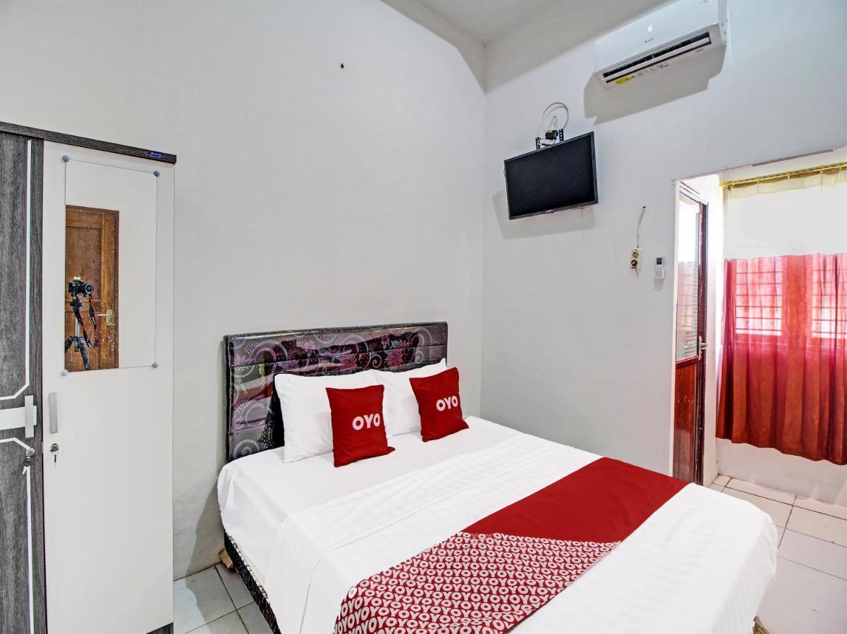 Capital O 91690 Moza Guest House Klaten 外观 照片