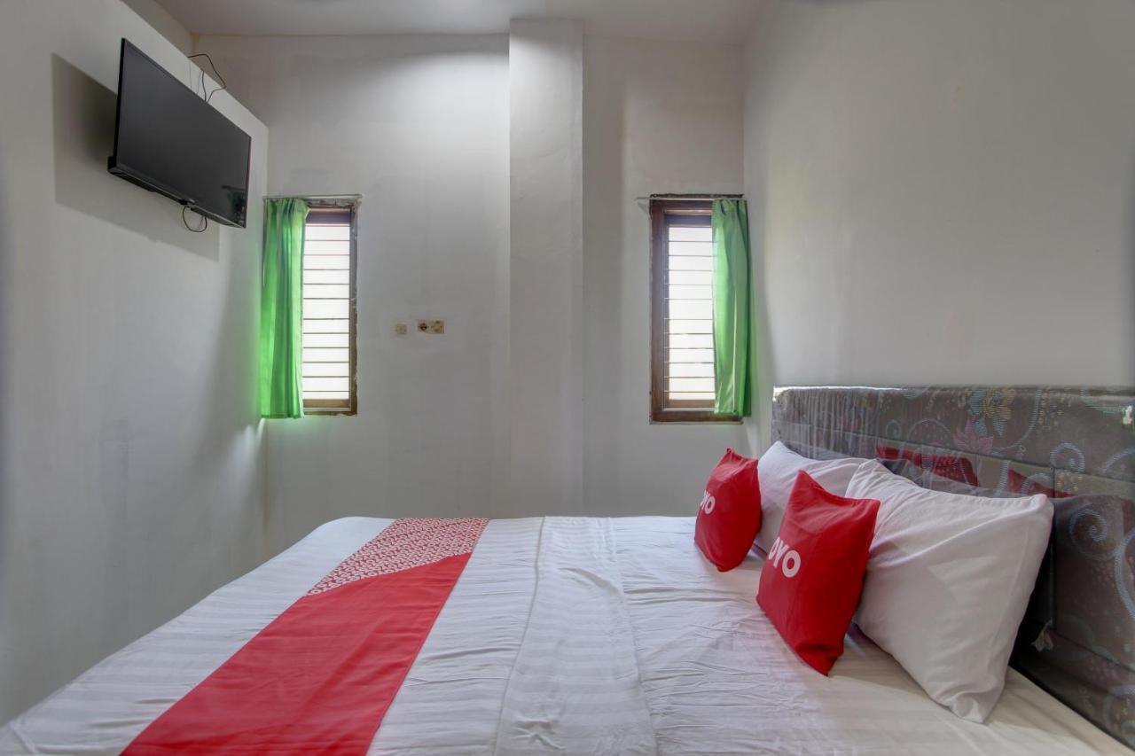 Capital O 91690 Moza Guest House Klaten 外观 照片