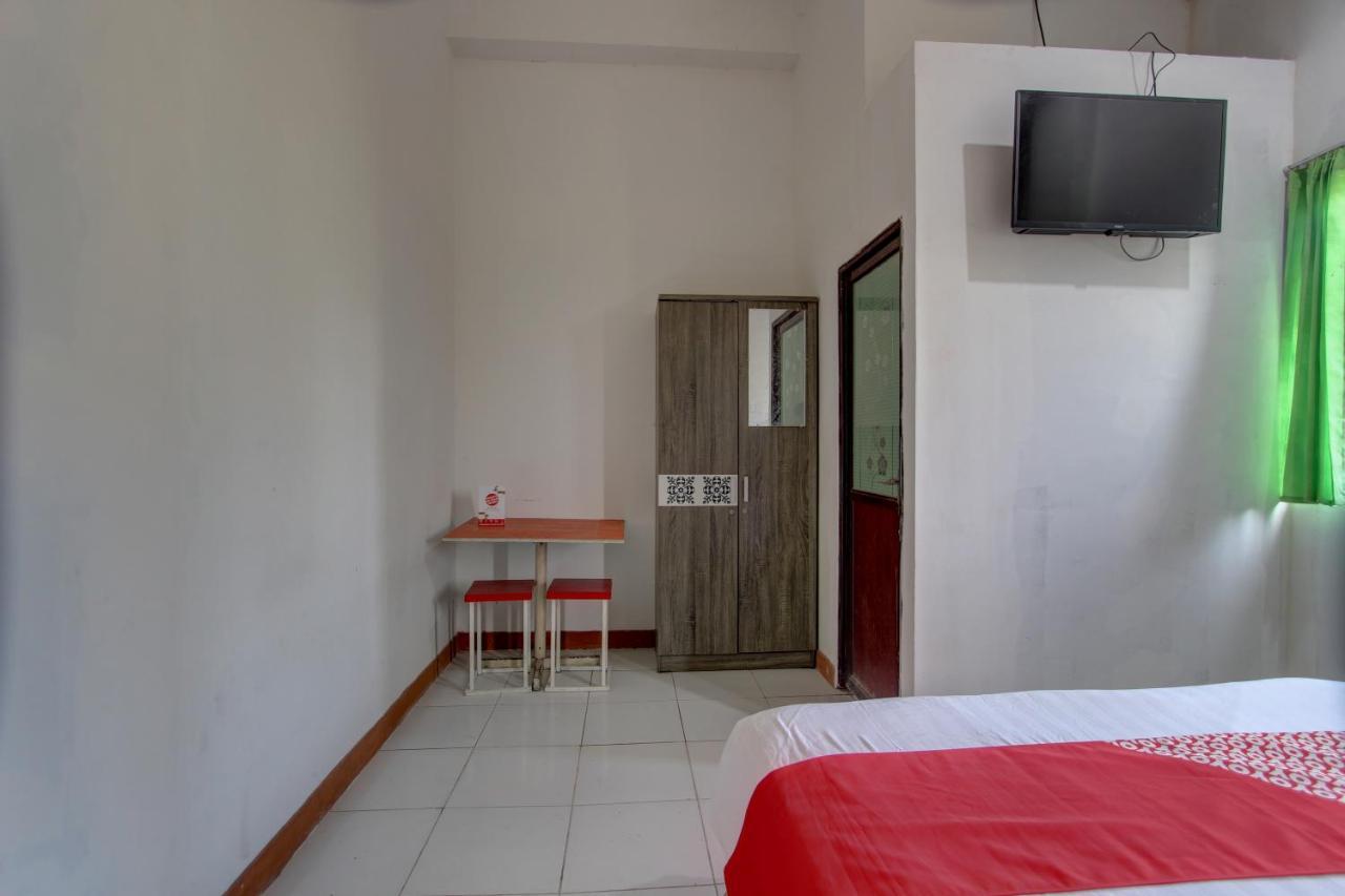 Capital O 91690 Moza Guest House Klaten 外观 照片