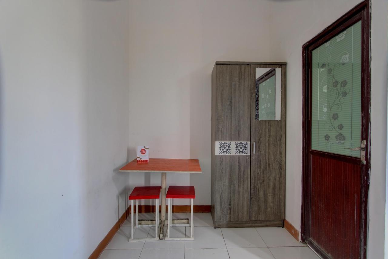 Capital O 91690 Moza Guest House Klaten 外观 照片